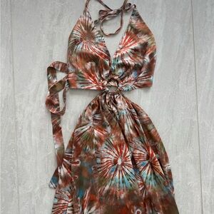 Tie-Dye Halter Maxi Dress